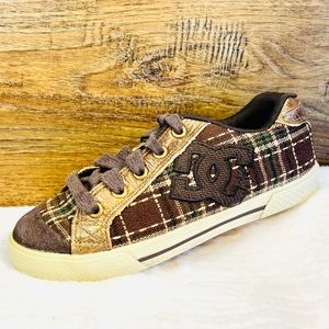 DC Chelsea Brown Plaid Womens Skate Shoes Size 6L